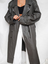 Load image into Gallery viewer, "New York" leather coat
