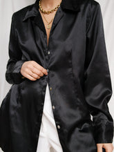 Load image into Gallery viewer, « Emma » satin shirt