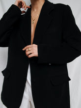 Load image into Gallery viewer, "Olsy" black blazer