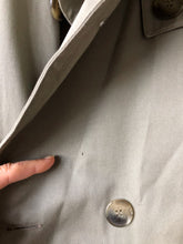 Load image into Gallery viewer, Khaki trench coat