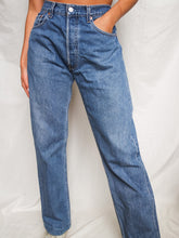 Load image into Gallery viewer, LEVI'S 501 pants (W32)