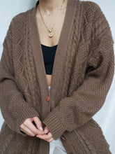 Load image into Gallery viewer, "Macao" knitted cardigan