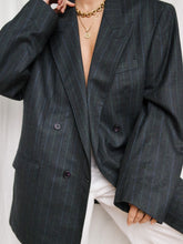 Load image into Gallery viewer, "Noblet" cross blazer