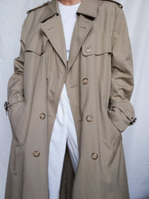 Load image into Gallery viewer, "Safia" trench coat