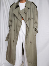 Load image into Gallery viewer, Khaki trench coat