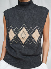 Load image into Gallery viewer, ESCADA sleeveless top