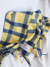 Load image into Gallery viewer, "Oxford" lambswool scarf