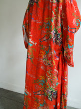 Load image into Gallery viewer, “Tokyo” kimono