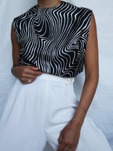 Load image into Gallery viewer, "Zig Zag" top - lallasshop