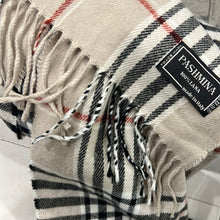 Load image into Gallery viewer, “Mina” Wool scarf