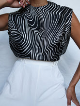 Load image into Gallery viewer, "Zig Zag" top - lallasshop