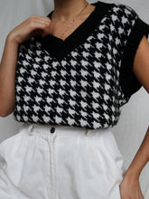 Load image into Gallery viewer, "Jiny" sleeveless jumper