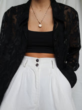 Load image into Gallery viewer, "De Flore" black shirt