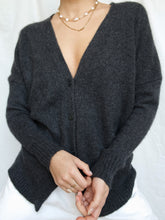 Load image into Gallery viewer, ESSENTIEL knitted cashmere cardigan