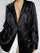 Load image into Gallery viewer, "Gabriella" black shirt (L)
