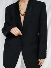 Load image into Gallery viewer, Black smoking blazer