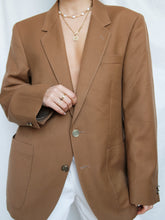Load image into Gallery viewer, Camel blazer