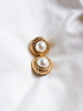 Load image into Gallery viewer, "Tanya" vintage earrings - lallasshop
