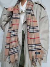 Load image into Gallery viewer, Cashmere scarf