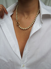 Load image into Gallery viewer, "Sissy" pearls necklace