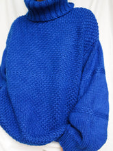 Load image into Gallery viewer, « Cobalt » maxi knitted jumper