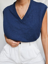 Load image into Gallery viewer, "Mia" sleeveless knitted jumper