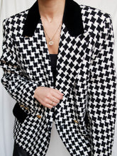 Load image into Gallery viewer, "Cruella" blazer