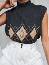 Load image into Gallery viewer, ESCADA sleeveless top