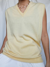 Load image into Gallery viewer, "Lilly" sleeveless jumper