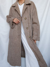 Load image into Gallery viewer, Lama long coat