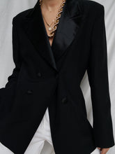 Load image into Gallery viewer, UNANYME smoking blazer