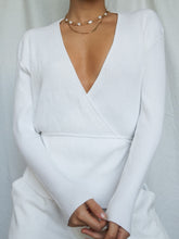 Load image into Gallery viewer, "Kahan" white wrap top