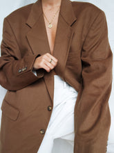 Load image into Gallery viewer, Light brown/ Camel blazer