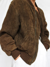 Load image into Gallery viewer, CHEVIGNON leather jacket (L men)