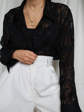 Load image into Gallery viewer, "De Flore" black shirt
