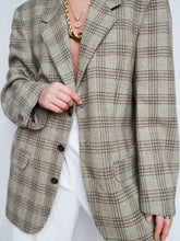Load image into Gallery viewer, "Tory" wool blazer