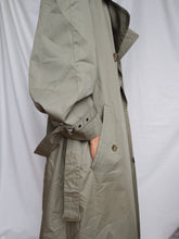 Load image into Gallery viewer, Khaki trench coat