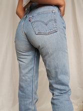 Load image into Gallery viewer, LEVI'S denim pants (36)