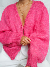 Load image into Gallery viewer, "Zaha" knitted cardigan (L/XL)