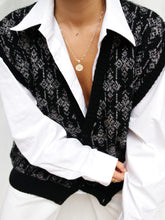 Load image into Gallery viewer, "Christian" knitted sleeveless jumper (L)
