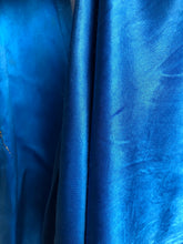 Load image into Gallery viewer, "Singapore" silk kimono - lallasshop