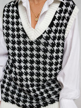 Load image into Gallery viewer, "Rym" sleeveless jumper