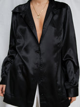 Load image into Gallery viewer, "Gabriella" black shirt (L)