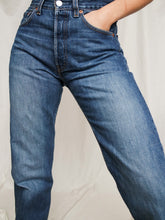 Load image into Gallery viewer, LEVI'S 501 denim pants (W28 L32)