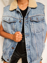 Load image into Gallery viewer, LEE COOPER sherpa denim vest (XL) - lallasshop