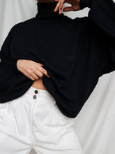 Load image into Gallery viewer, "Pola" dark blue turtleneck jumper