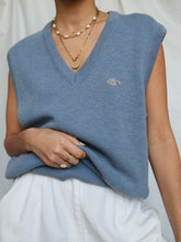 Load image into Gallery viewer, LACOSTE sleeveless jumper