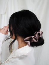 Load image into Gallery viewer, "Bois de rose" silk scrunchie - lallasshop