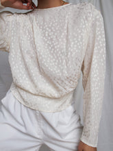 Load image into Gallery viewer, "Misaki" silk blouse (L)