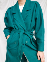 Load image into Gallery viewer, Drapped vintage coat